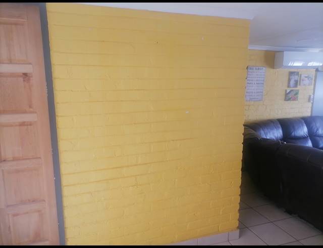 4 BEDROOM HOUSE FOR SALE IN ANNADALE